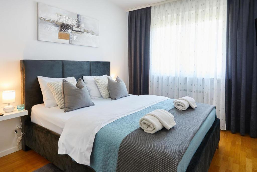 Apartment Madral Zagreb Buitenkant foto
